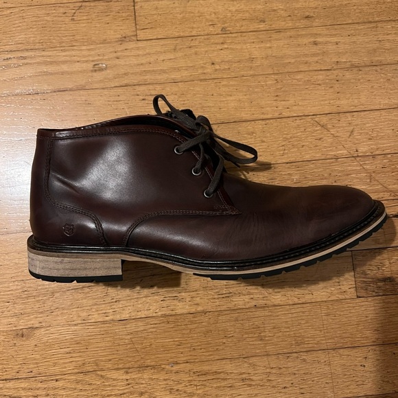 Andrew Marc leather Chukka boots! main image 6